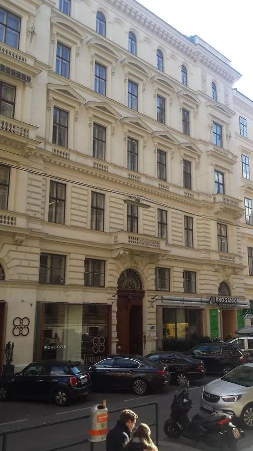 Deluxe Apartment with 3 Rooms - Hegelgasse 17 - Wenen 0*,